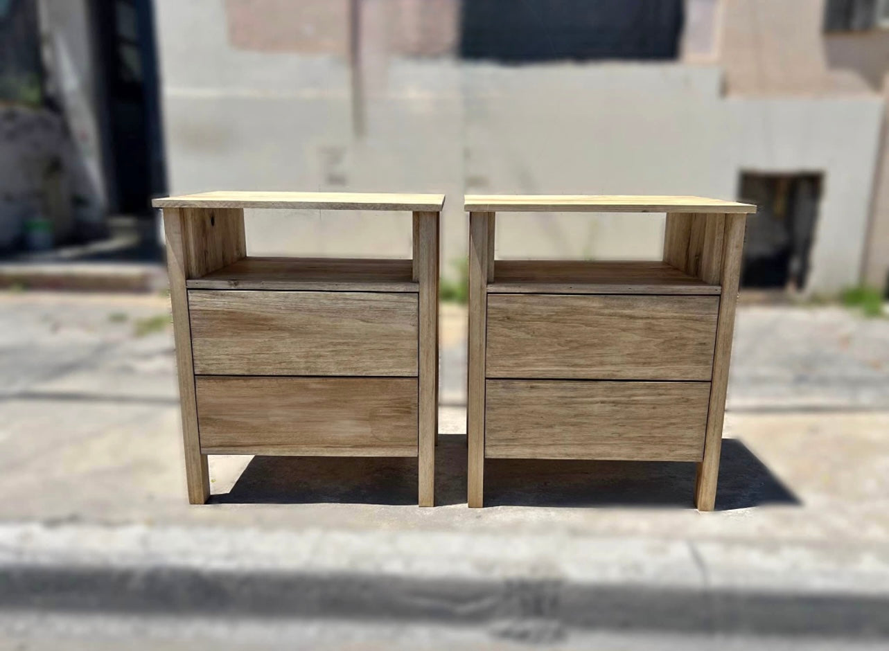 Par De Veladores Buenos Aires