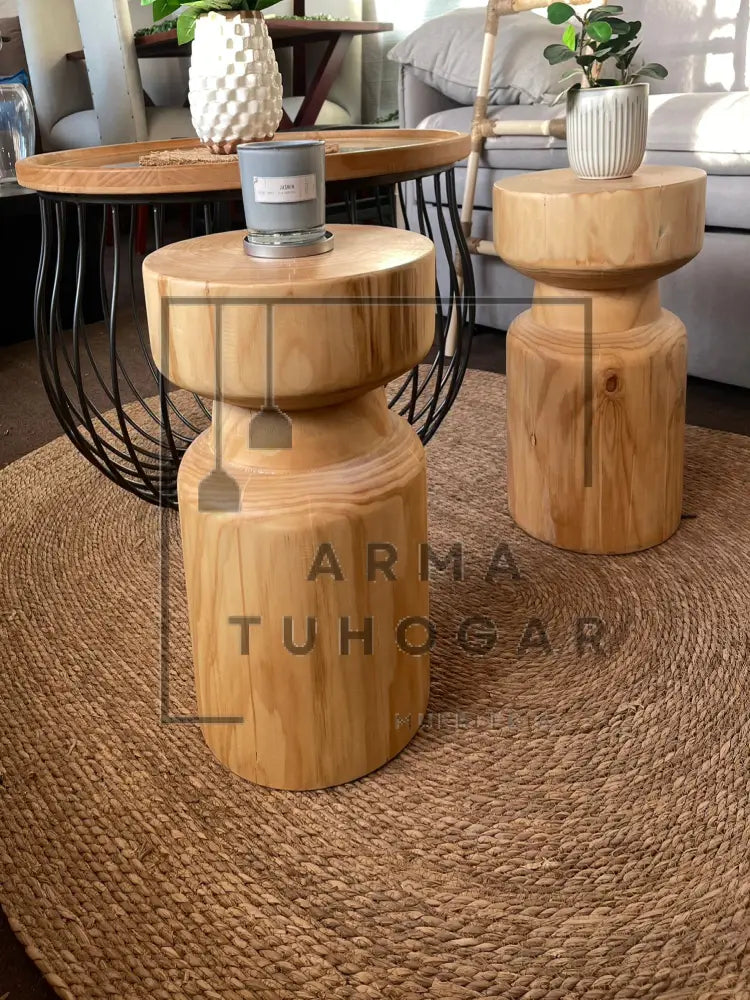 Mesa lateral de madera